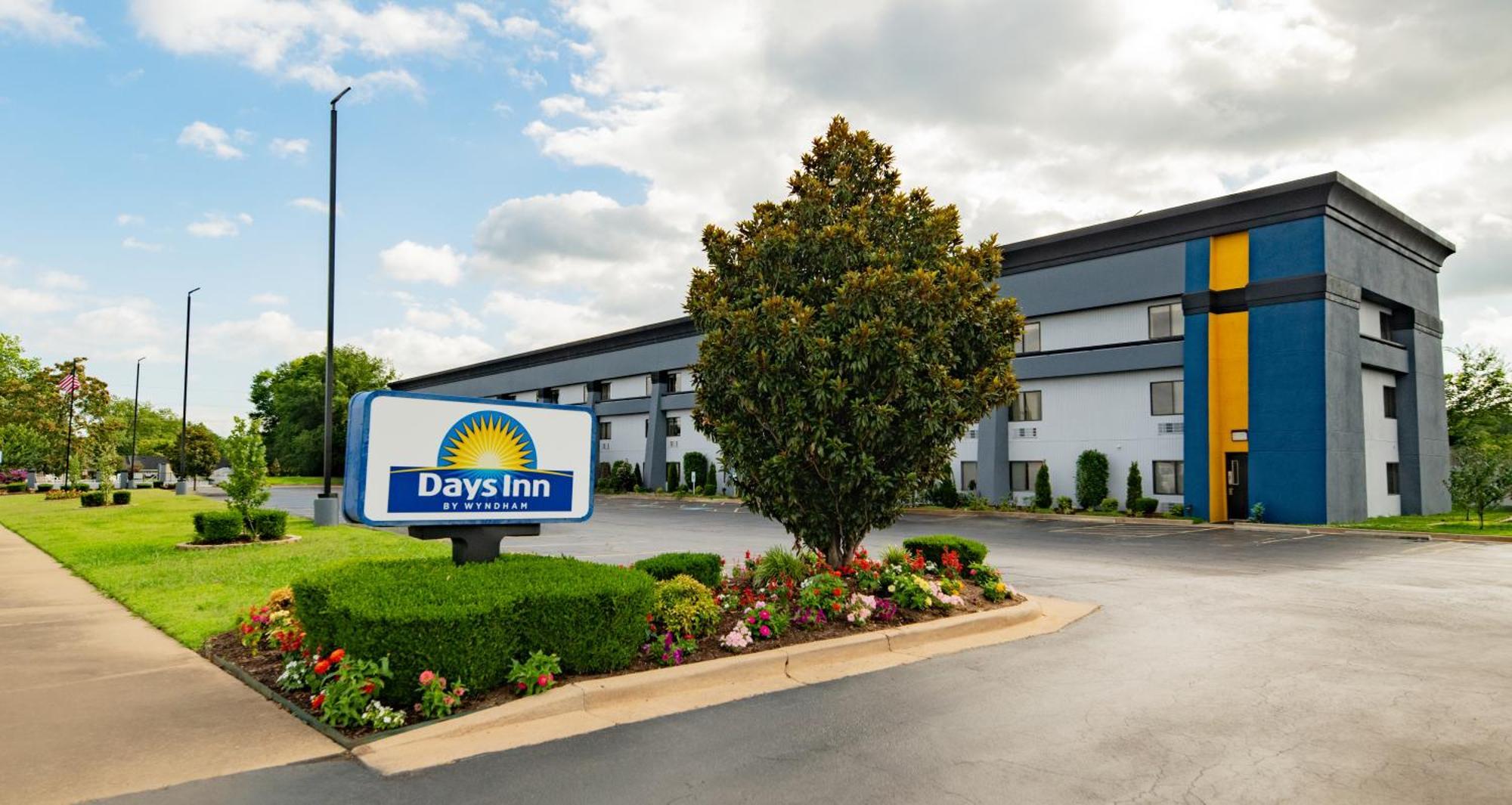Days Inn By Wyndham Форт-Сміт Екстер'єр фото
